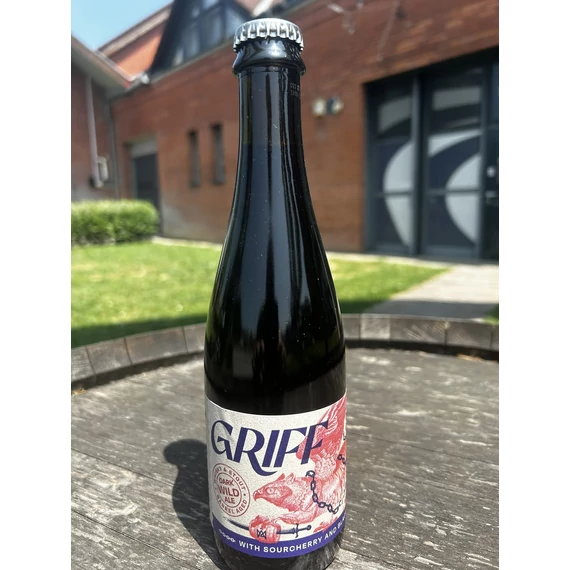 Griff Meggy és Feketeribizli - Dark Wild Ale Aged in Whisky and Stout Barrel with Sourcherry and Blackcurrant 7,8%